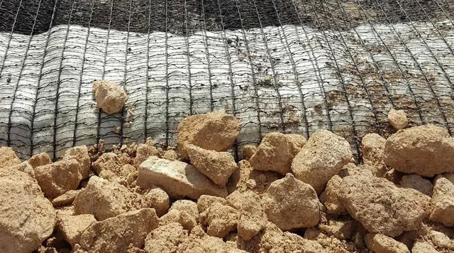 Donatılı istinat duvarı nedir? Betonarme duvara göre farkları